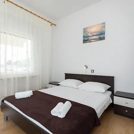 Lägenhet With Parking Space Punat, Krk - 24864 *